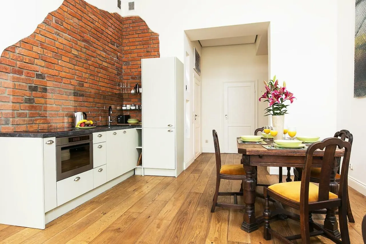 Old Town Brigue Apartment By Otium Kraków 0*,  Polska