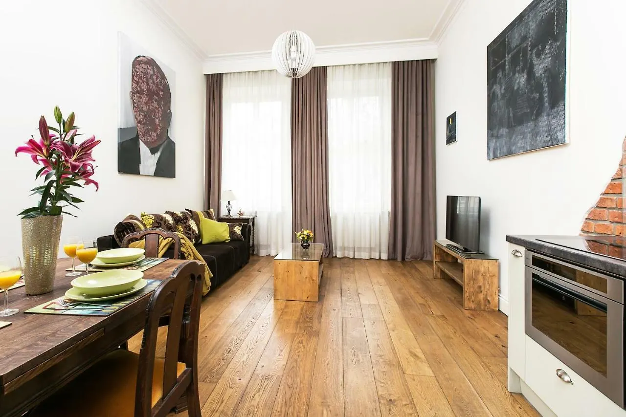 Old Town Brigue Apartment By Otium Kraków