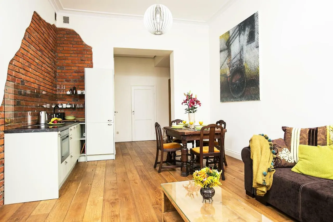 Old Town Brigue Apartment By Otium Kraków Polska